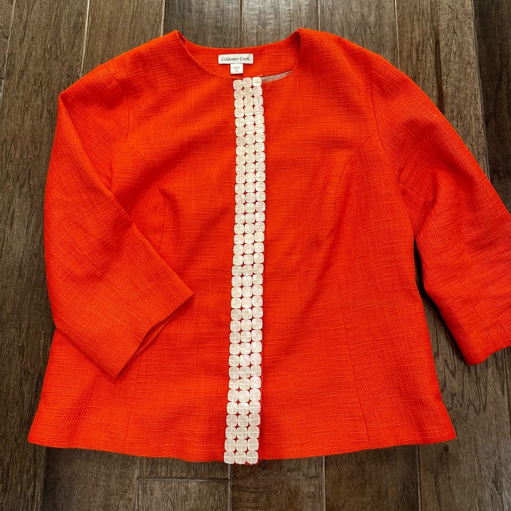 Stunning Cold water Creek Blazer with Mother Of Pearl Trim